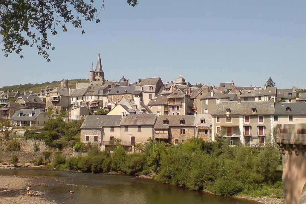 T 2 Dans Village Vacances 3 *** A Saint Geniez 2 Piscines Chauffee Pierrefiche  Zewnętrze zdjęcie